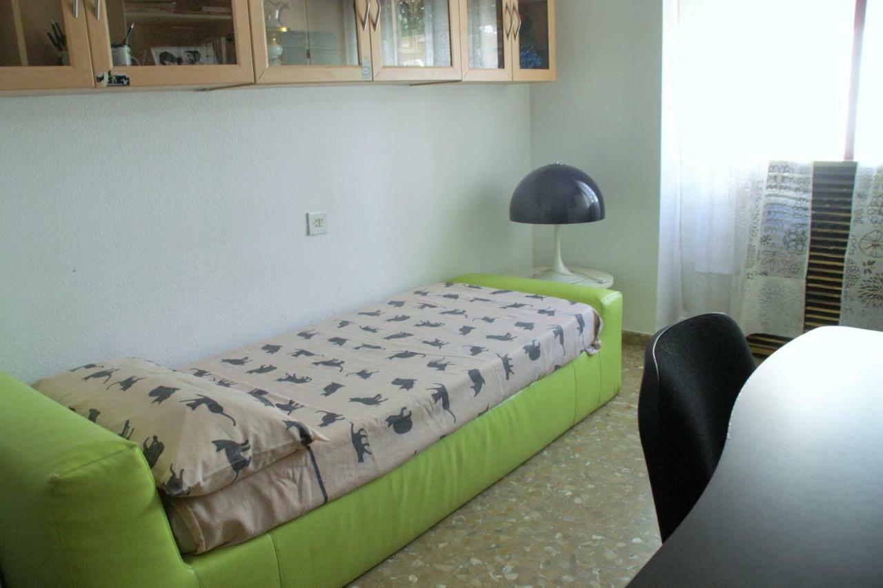 Lola Apartamento Granada Exterior foto